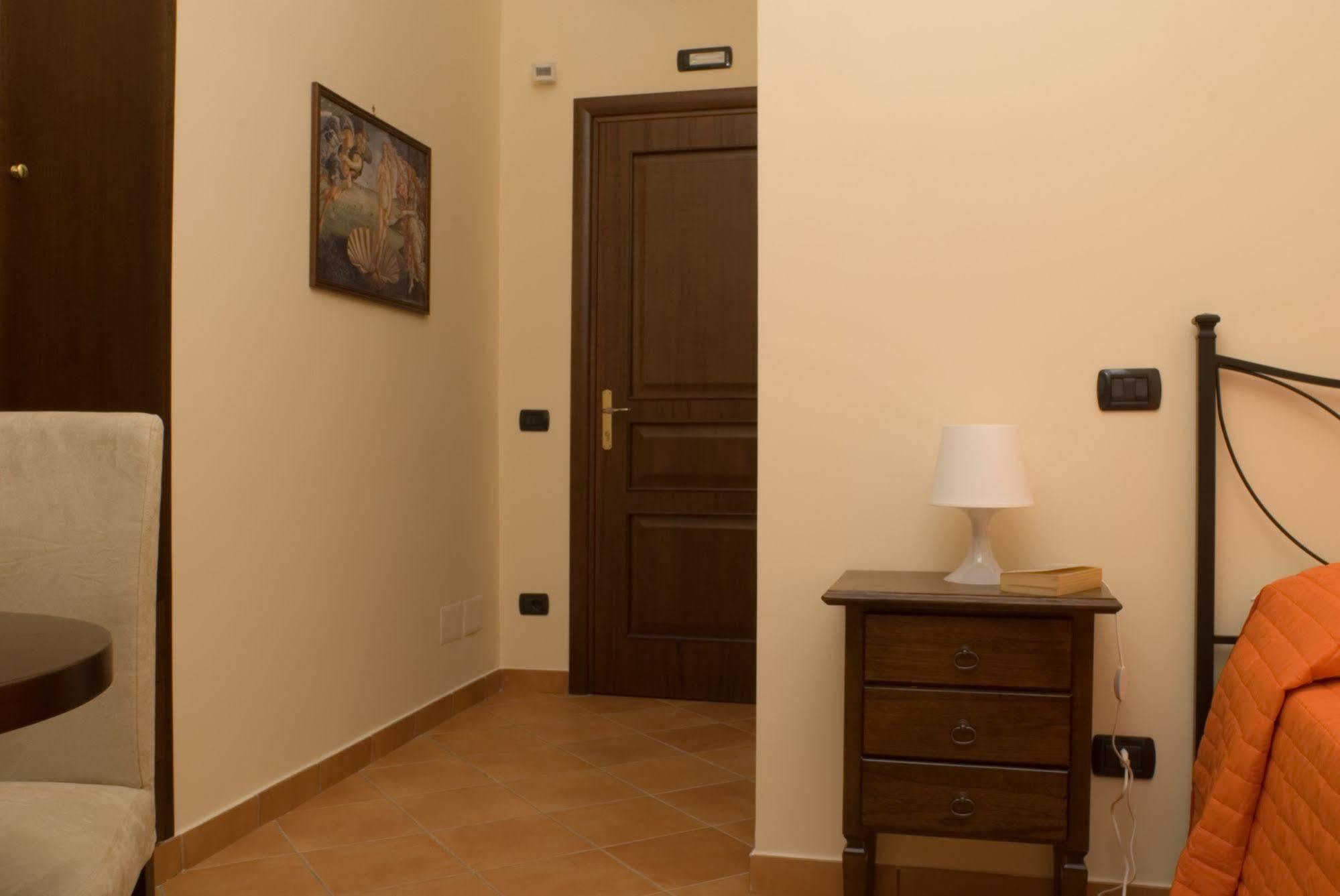 نابولي Bed & Breakfast Portanova المظهر الخارجي الصورة