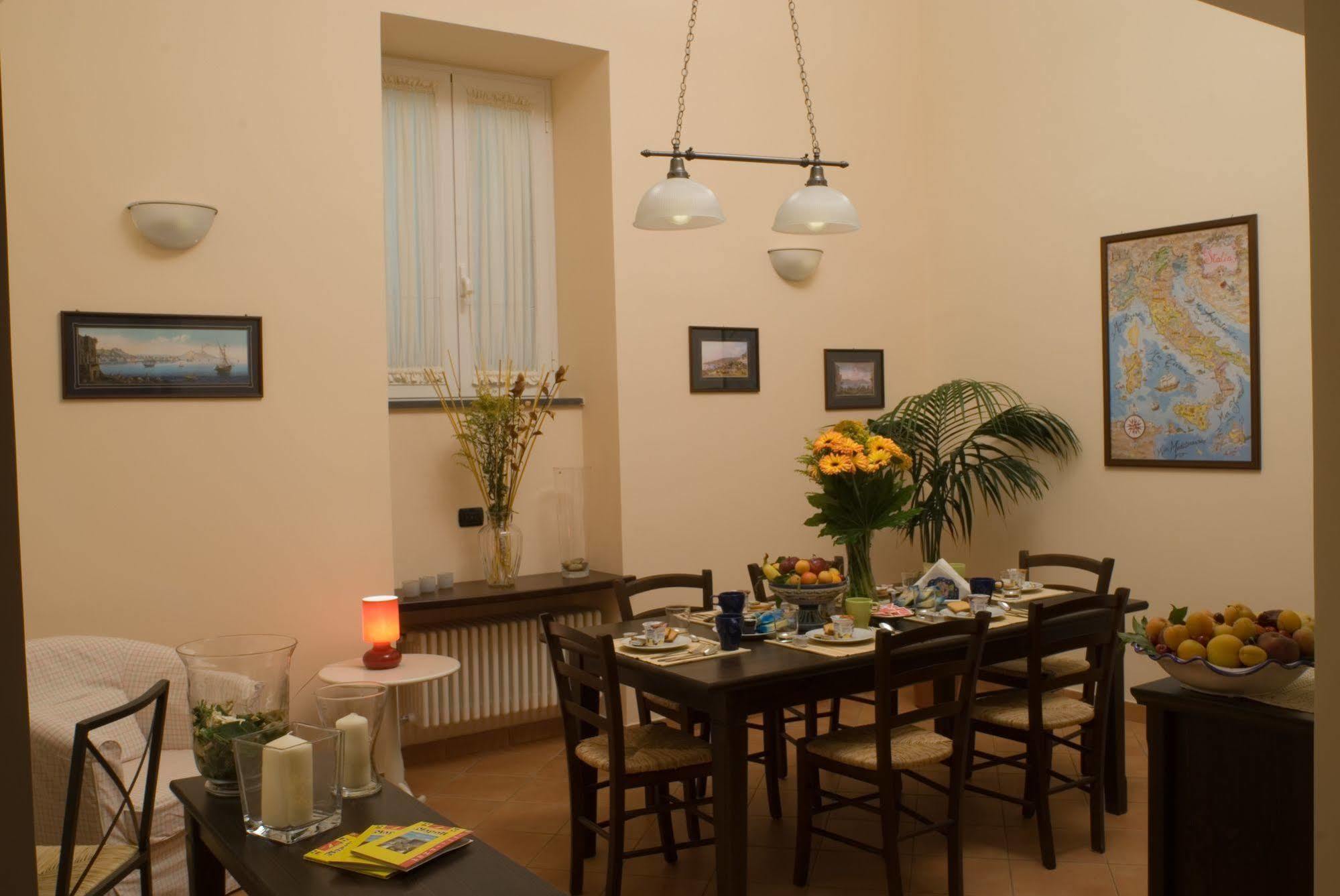 نابولي Bed & Breakfast Portanova المظهر الخارجي الصورة